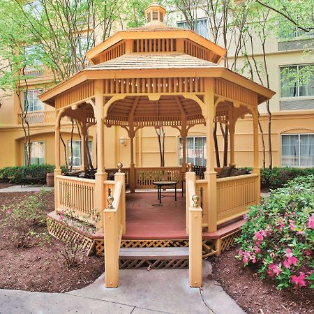 La Quinta Inn & Suites By Wyndham University Area Chapel Hill Durham Esterno foto