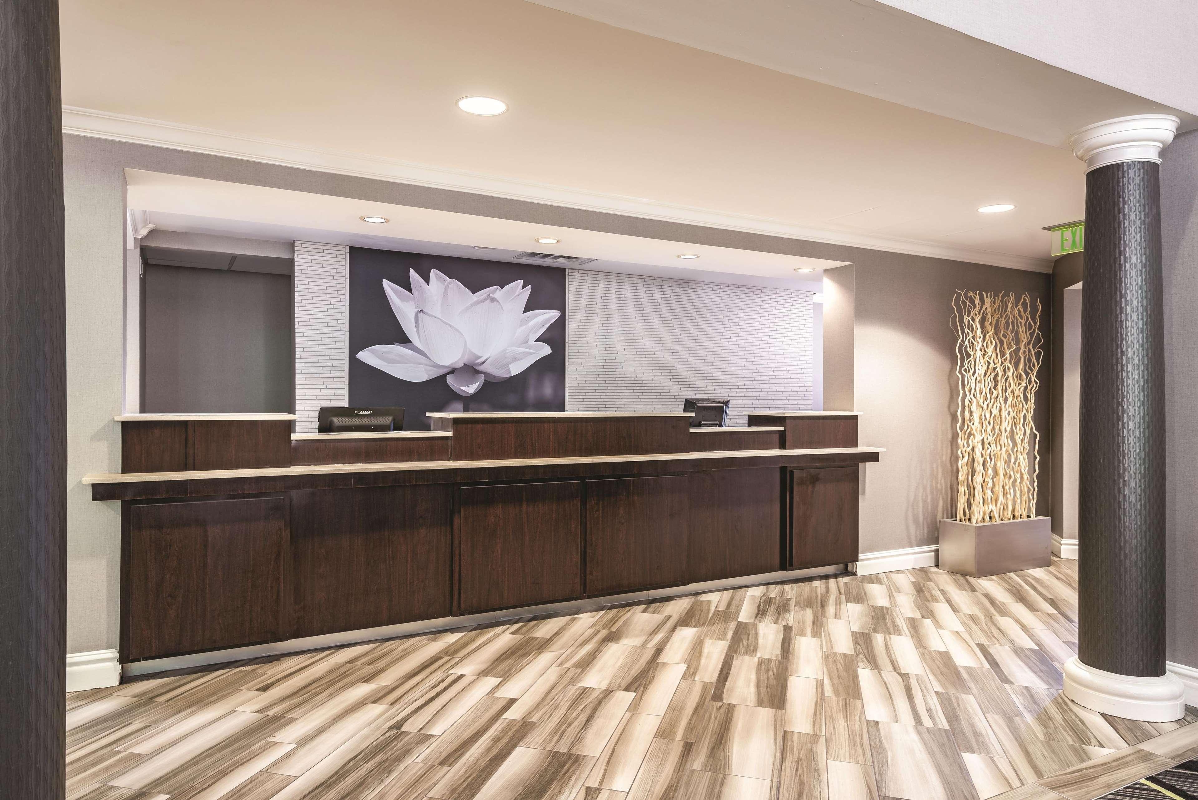La Quinta Inn & Suites By Wyndham University Area Chapel Hill Durham Esterno foto