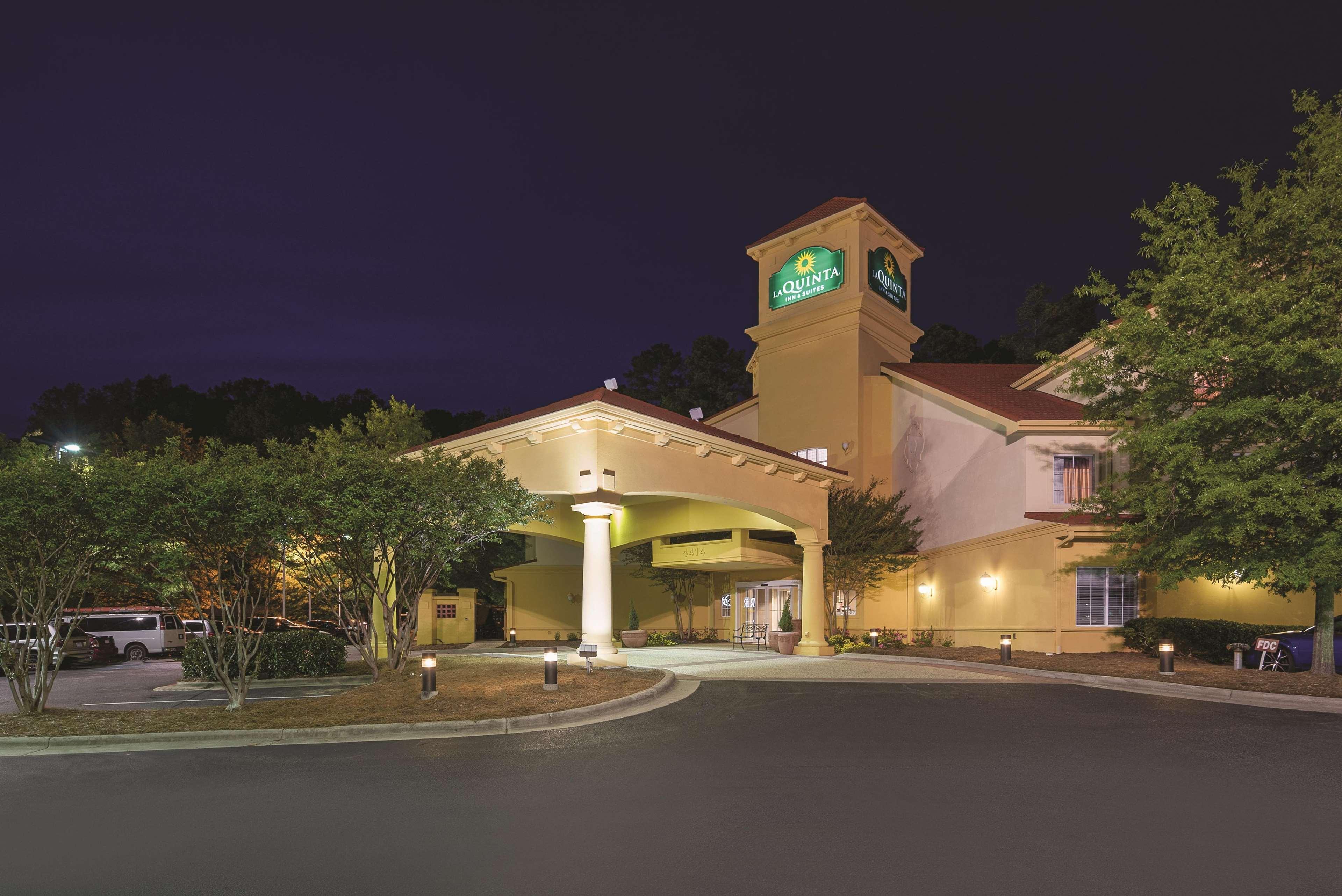 La Quinta Inn & Suites By Wyndham University Area Chapel Hill Durham Esterno foto